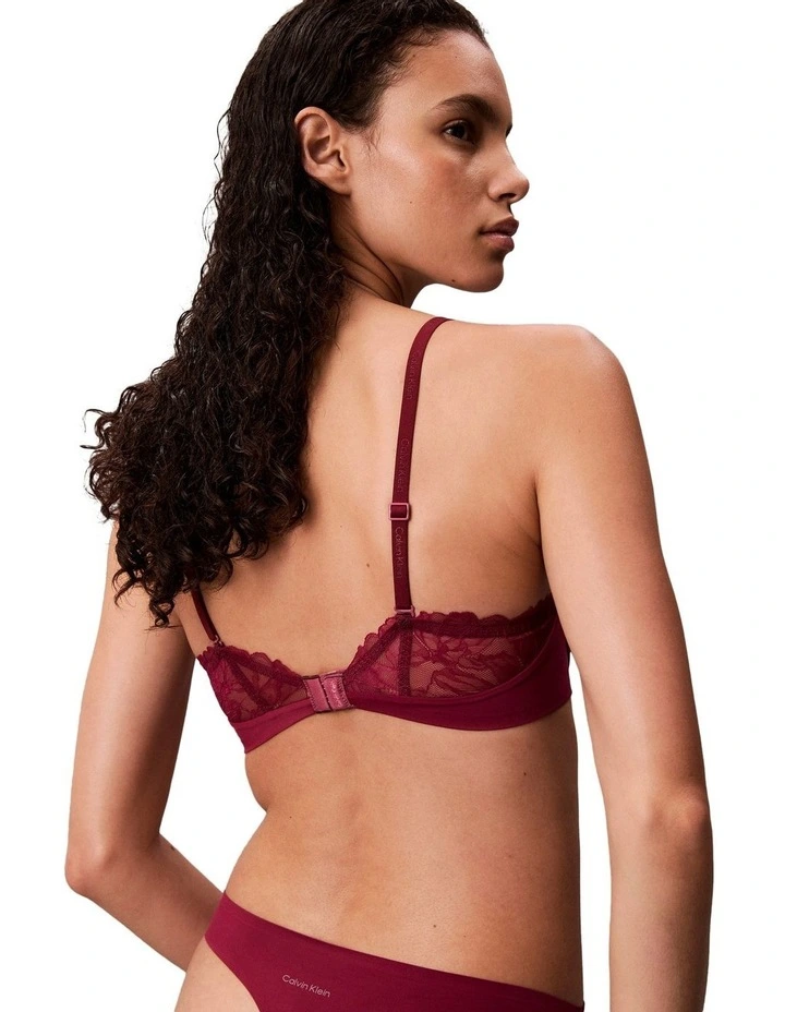 Perfectly Fit Lace Lightly Lined Perfect Coverage in Pink image 2