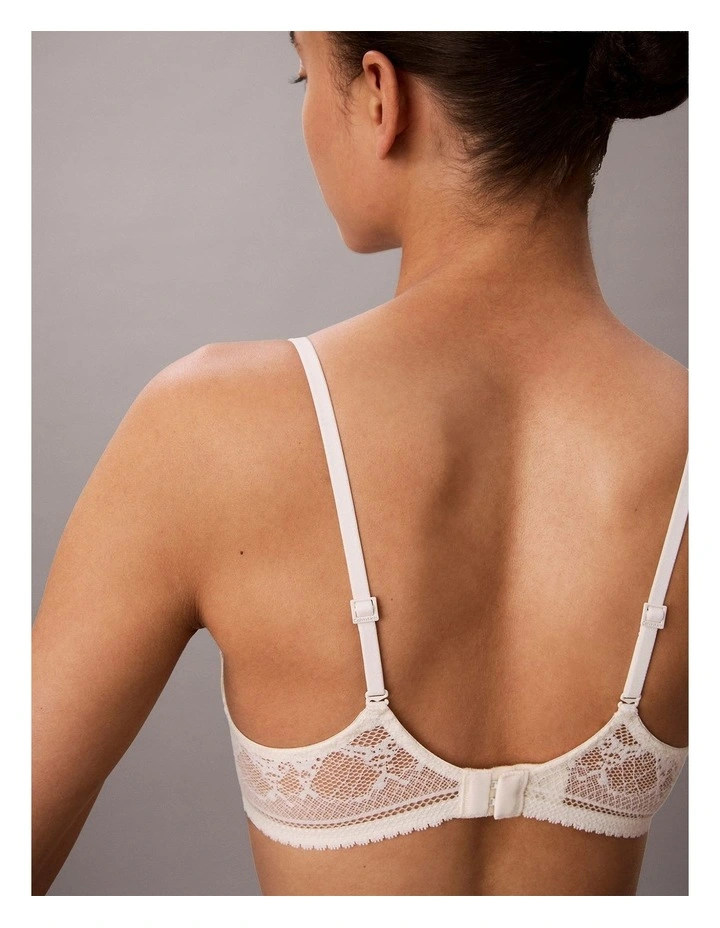 Signature Stretch Lace Push Up Balconette in Ivory image 2