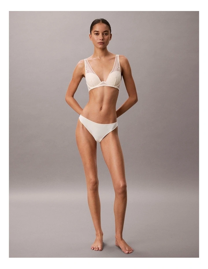 SIGNATURE STRETCH LACE LIGHTLY LINED PLUNGE IVORY image 6