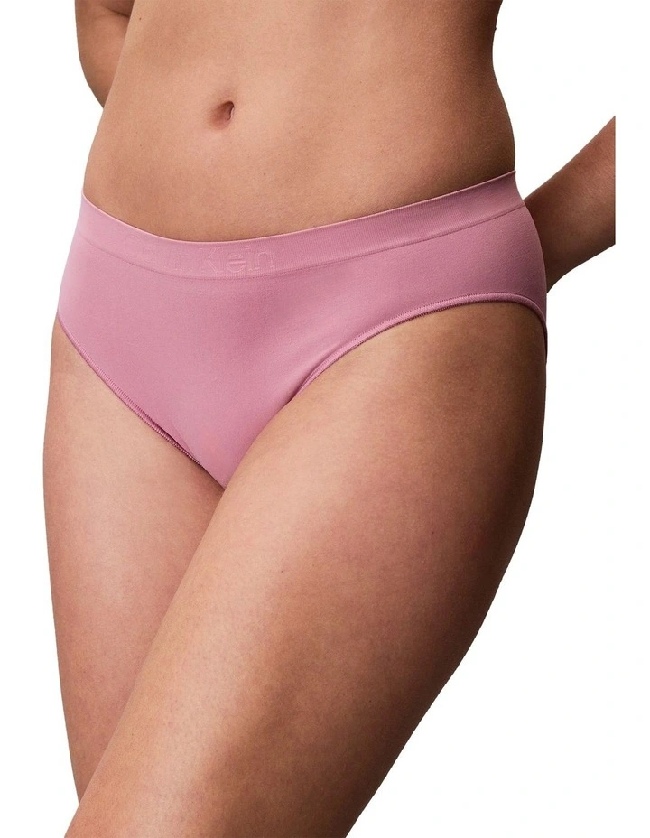Bonded Flex Seamless Bikini in Soft Mauve image 1