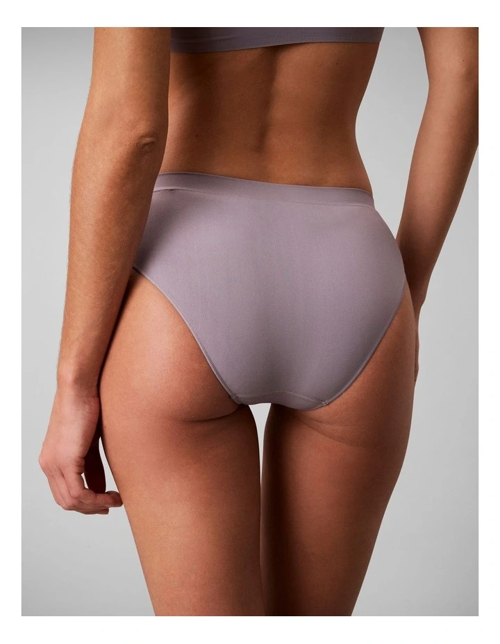 Bonded Flex Seamless Bikini Quicksilver image 2