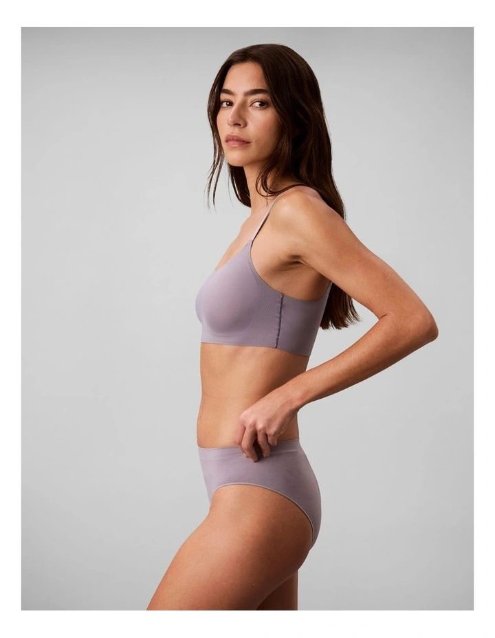 Bonded Flex Seamless Bikini Quicksilver image 4