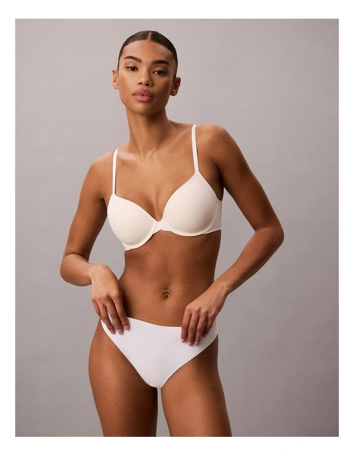INVISIBLES MICROFIBER STRETCH THONG CLASSIC WHITE image 2