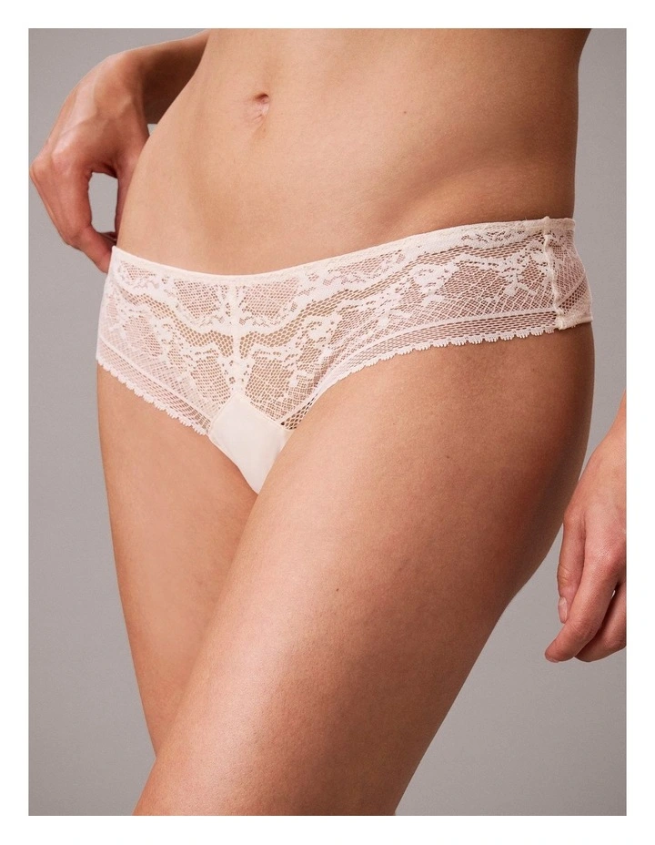 SIGNATURE STRETCH LACE THONG IVORY image 1