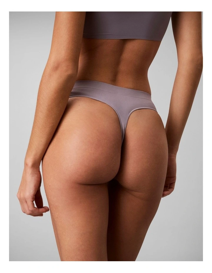 Bonded Flex Seamless Thong Quicksilver image 2