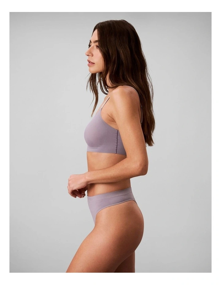 Bonded Flex Seamless Thong Quicksilver image 4
