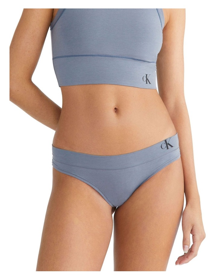 Flex Fit Thong in Grey