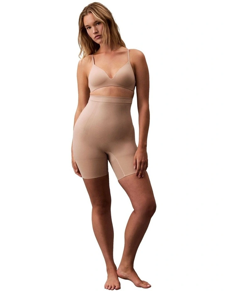 Secure Sculpt Mid Thigh Short in Cedar image 4