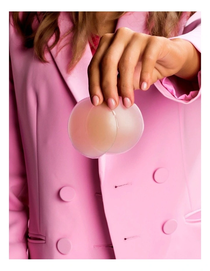 Silicone Nipple Covers in Natural image 2
