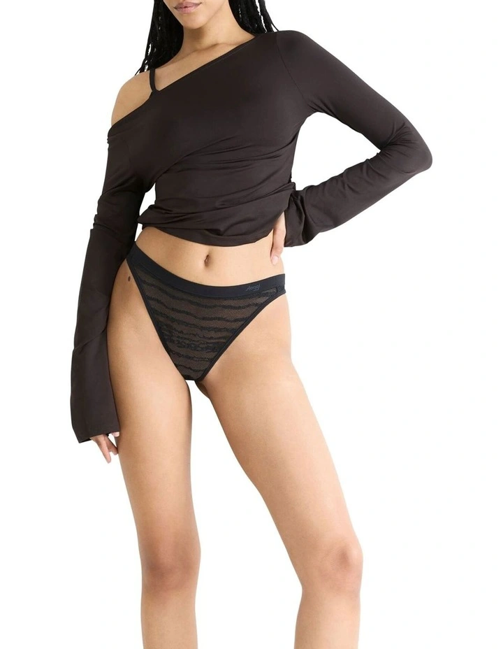 Free Evolve Lace String in Black image 4
