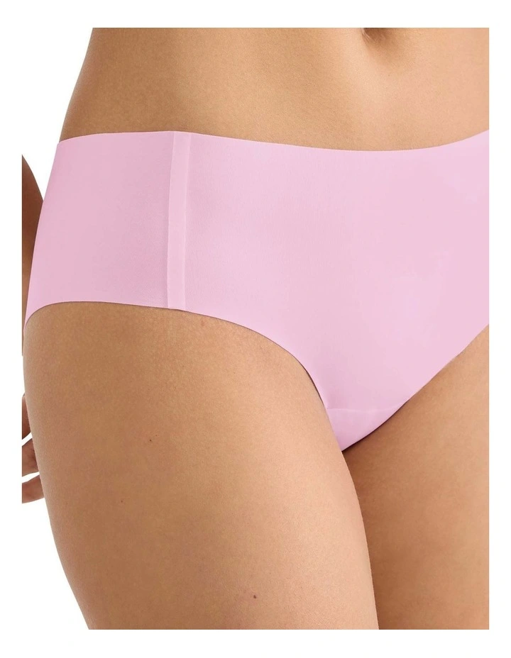 Zero Feel 2.0 Hipster Briefs in Pink image 3