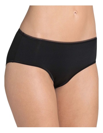 0004 Black colour