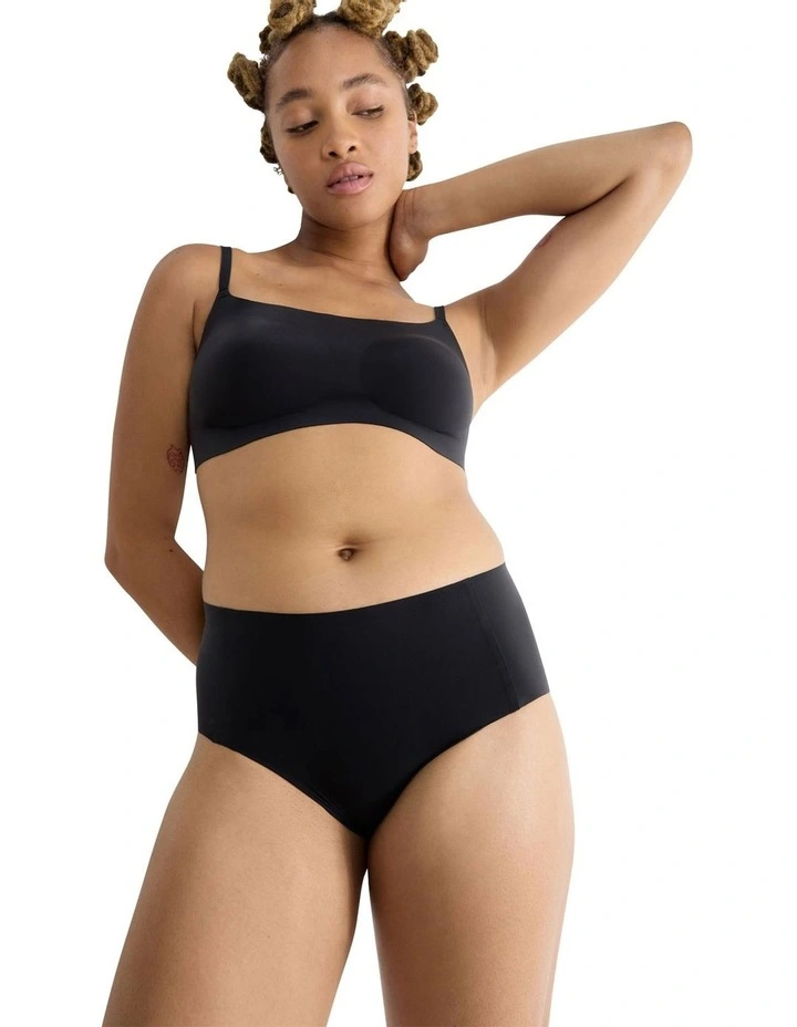 Zero Feel 2.0 High Waist Brief in Black image 4