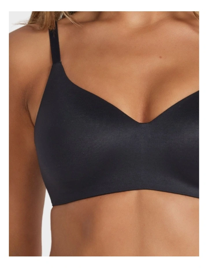 Ultrasoft Full Coverage Wirefree Bra in Black image 4
