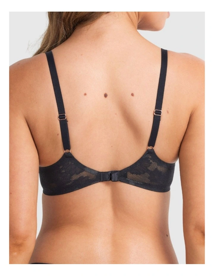 Weightless Padded Plunge Bra in Black image 2