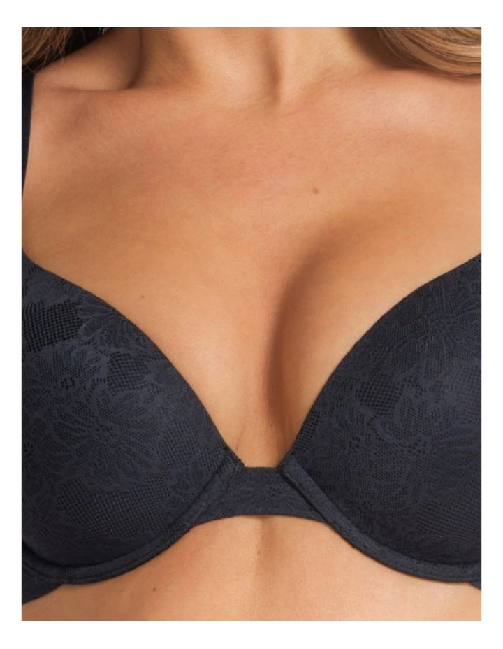 Weightless Padded Plunge Bra in Black image 3