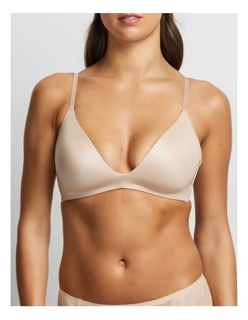 Attitude Wireless Plunge Bra in Caramel