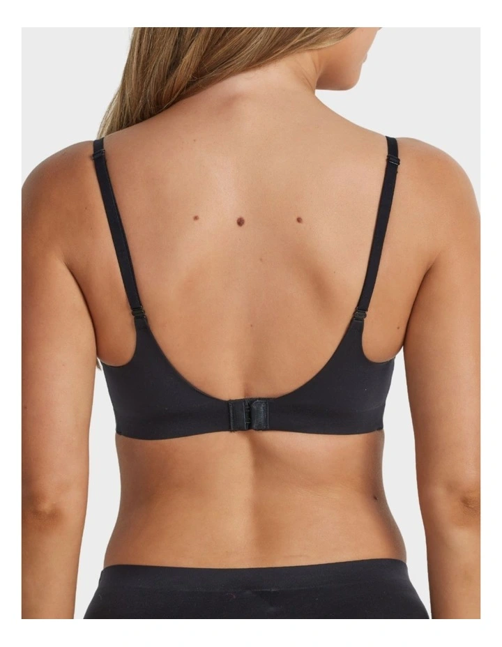 Ultrasoft Plunge Wirefree Bra in Black image 2