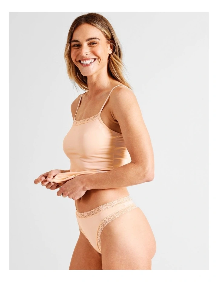 Everyday Lace G-string in Beige image 3