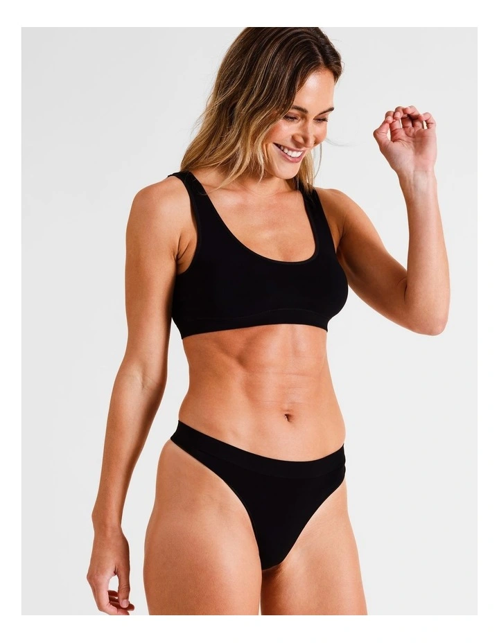 Seamless G-string in Black image 4