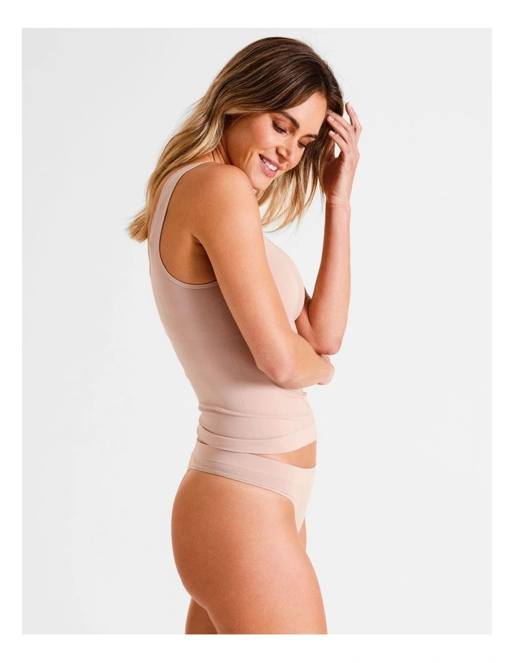 Seamless G-string in Beige image 3
