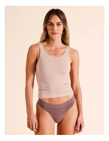 Seamless G-string in Mauve