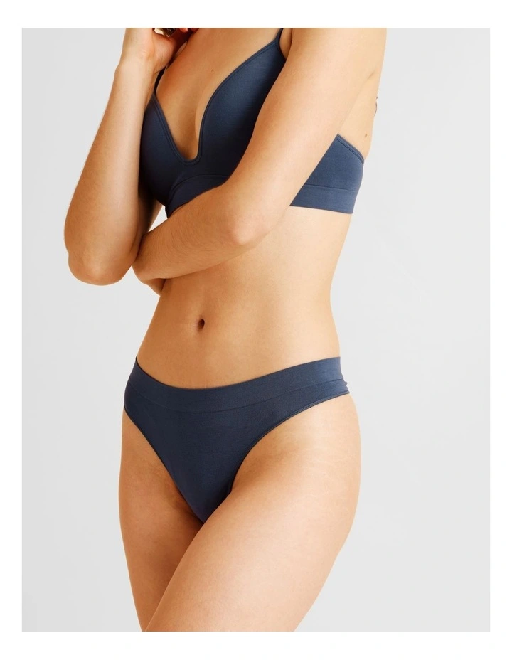 Seamless G-string in Blue image 3