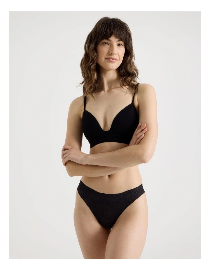Flora Lace G-String in Black image 4