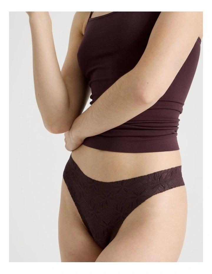 Flora Lace G-String in Purple image 2