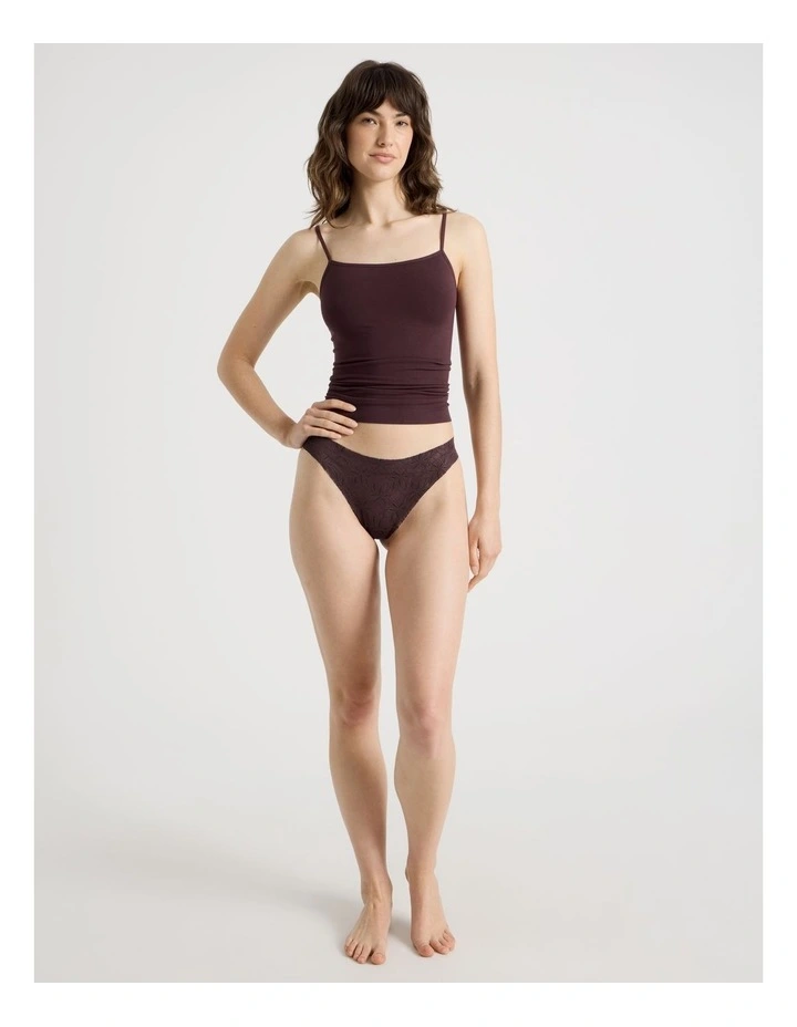 Flora Lace G-String in Purple image 3