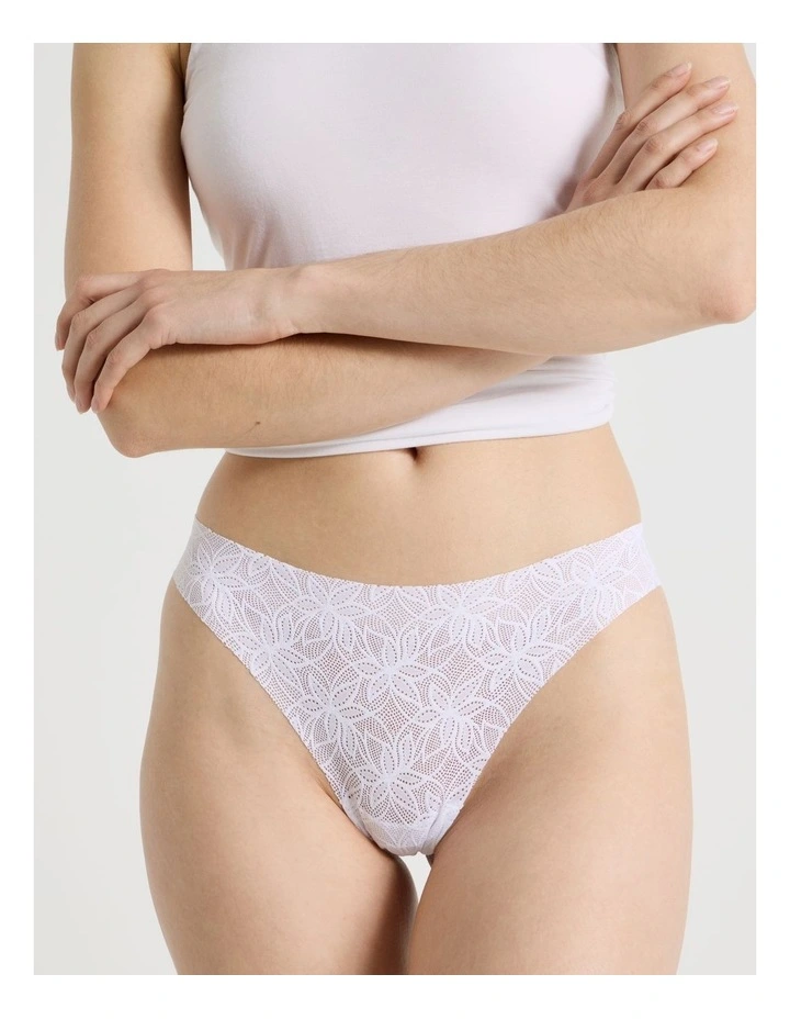 Flora Lace G-String in Ivory image 2