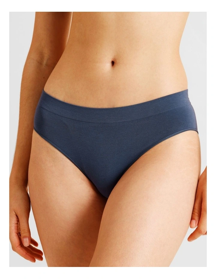 Seamless Bikini in Blue image 3