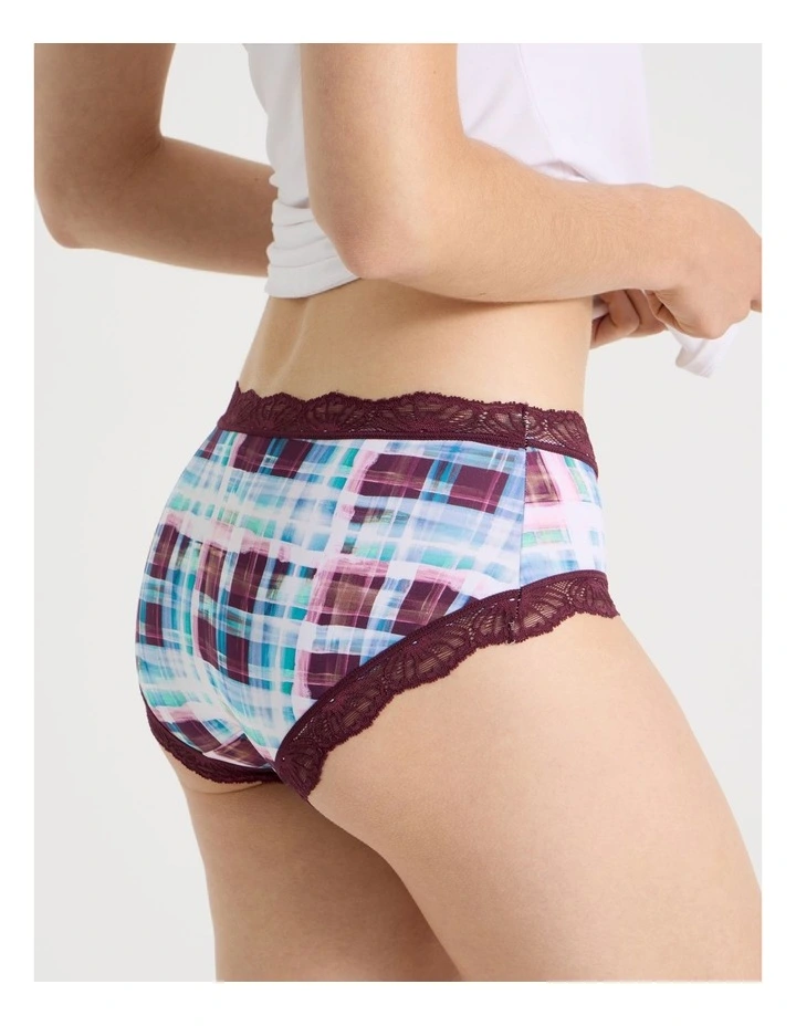 Everyday Lace Boyleg in Assorted image 4