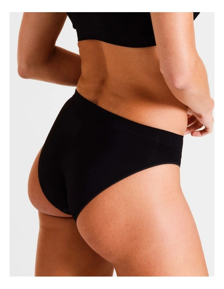 Seamless High Cut in Black image 6