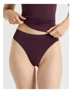 Seamless High Cut in Mauve