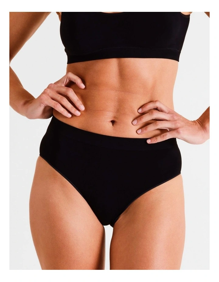 Seamless Full Brief in Black image 2