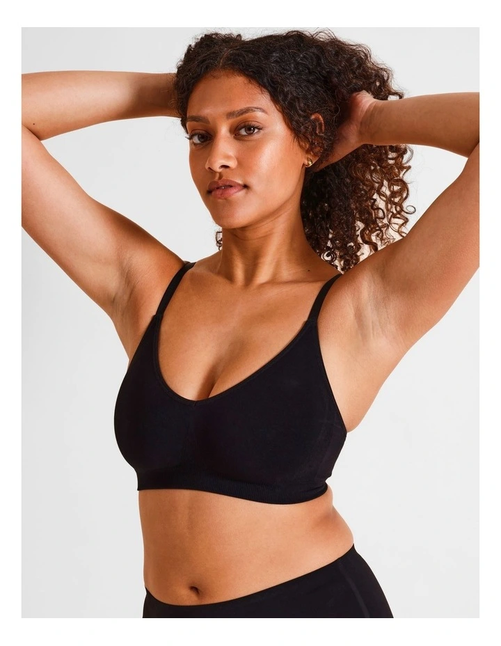 Seamless No Show Bralette in Black image 2