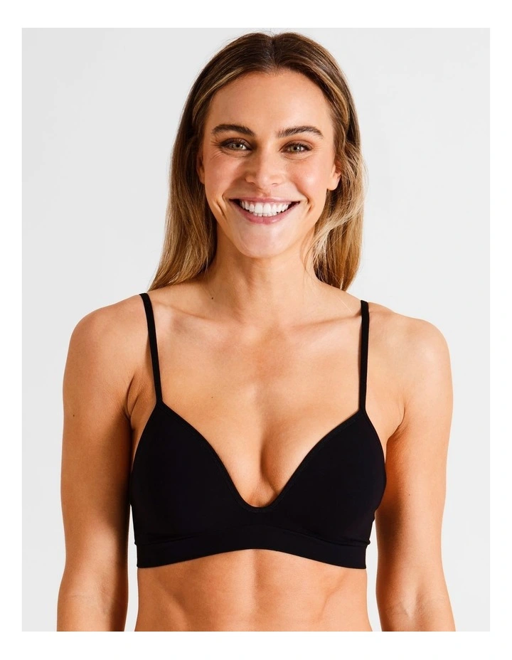 Seamless Padded Bralette in Black image 1