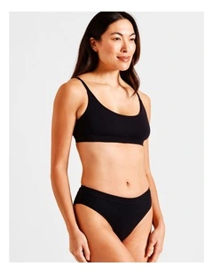 Soft Feel Scoop Bralette in Black