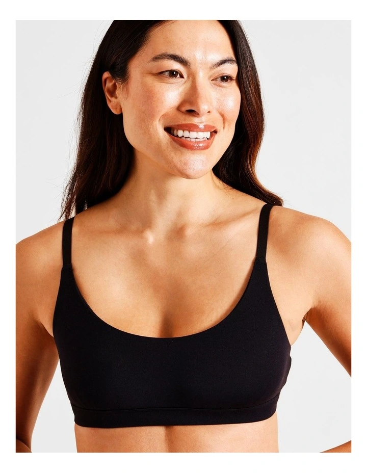 Soft Feel Scoop Bralette in Black image 3