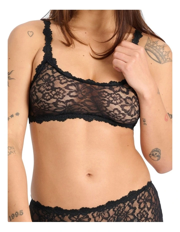 Icons Lace Scoop Bralette in Black image 1