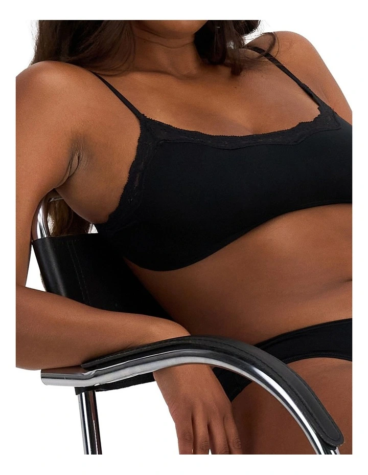 Bases Flex Lace Bralette in Black image 4