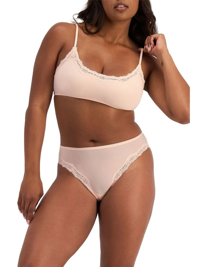 Bases Flex Lace Bralette in Pretty Thing image 7