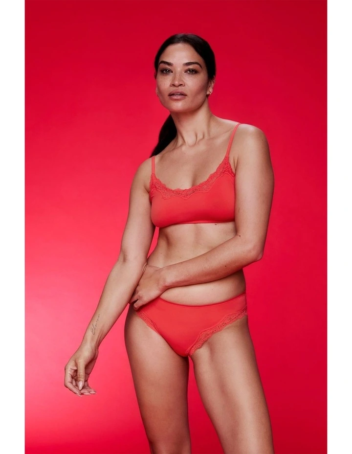 Bases Flex Lace Bralette in Pomodoro image 2
