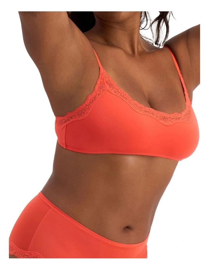 Bases Flex Lace Bralette in Pomodoro image 7