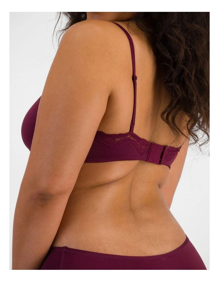 Bases Flex Lace Bralette in Queen Bee image 2