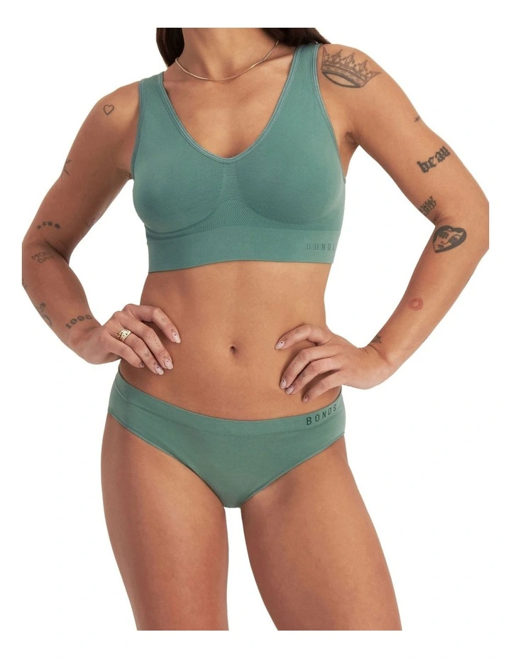 Comfy Seamless Crop in Ozone image 4
