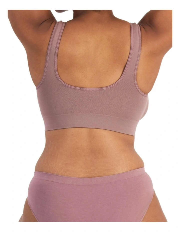 Comfy Seamless Crop in Dusty Lavender image 2