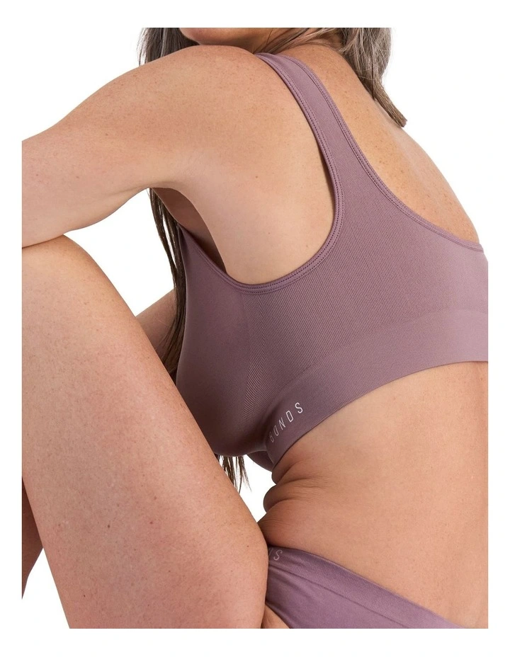 Comfy Seamless Crop in Dusty Lavender image 7