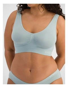 Comfy Seamless Crop in Muted Sage